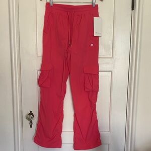NWT Lululemon Dance Studio Relaxed-Fit MR Cargo Pant